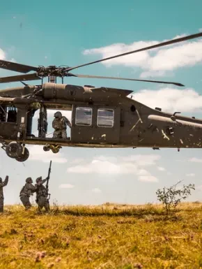 Top 10 cele mai bune filme de razboi pe care trebuie sa le vezi acum! Partea I