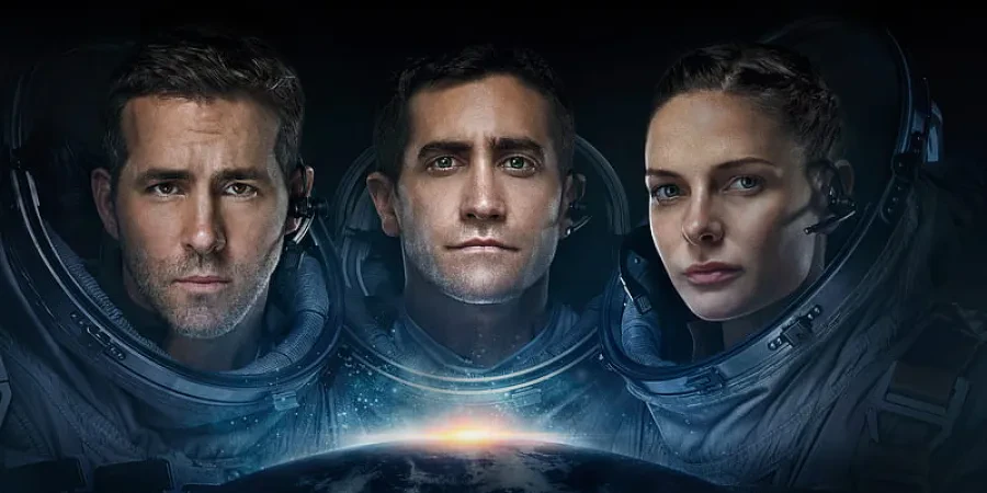 Ce zici de un super thriller SF cu Jake Gyllenhaal si Ryan Reynolds, disponibil pe Netflix?