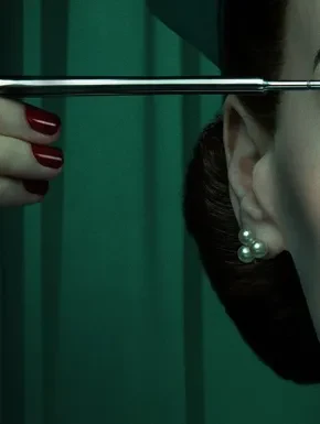 Top 10 seriale thriller care te vor tine  lipit de canapea - Partea I