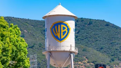 Viitorul Warner Bros. se decide acum: duelul Netflix–Paramount se intensifică!