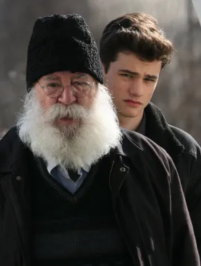 Ti-a placut “Cravata Galbena”? Atunci nu rata acest film romanesc exceptional, disponibil pe Hbo Max!