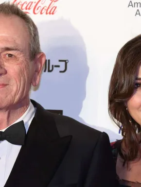 Victoria Jones, fiica actorului Tommy Lee Jones, găsită fara suflare într-o cameră de hotel, la 34 de ani