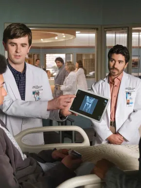 Serialul medical de pe Netflix care te ține treaz toată noaptea (IMDB 8) – ai curaj să-l începi?