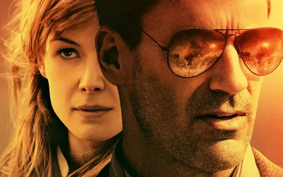 Poate a venit timpul sa revezi acest film exceptional cu Jon Hamm si Rosamund Pike, disponibil pe Netflix!