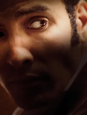 Povestea reală de spionaj care a schimbat soarta Orientului Mijlociu: un film thriller disponibil pe Netflix!