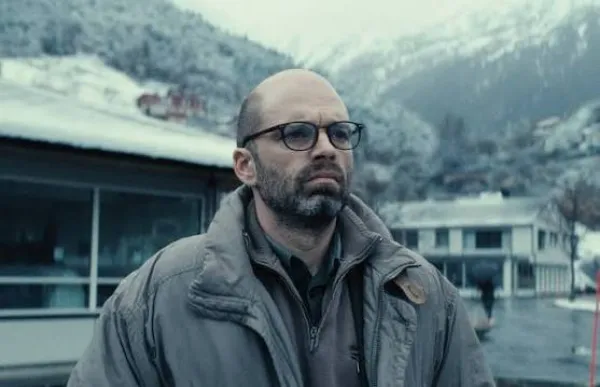 Sebastian Stan, de nerecunoscut in noul film al lui Cristian Mungiu! Vezi aici cand apare!