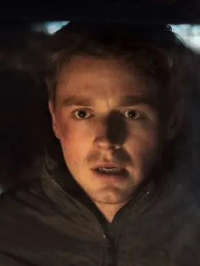 Acesta este thrillerul psihologic de pe Netflix care transformă o simplă excursie într-un coșmar total!